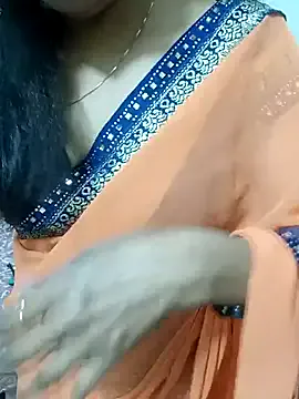 Shanu_Shah on StripChat