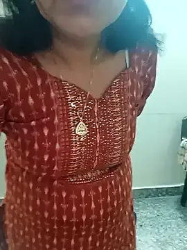 Shanu_Shah on StripChat