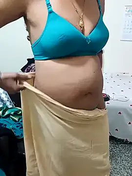 Shanu_Shah on StripChat