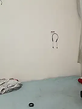 Shanu_Shah on StripChat