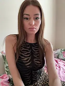 Sindy_Energy — Put the toy in the pussy