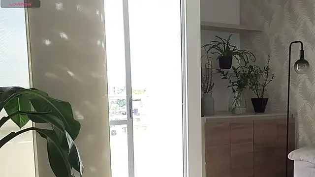 Siny_Moore on StripChat