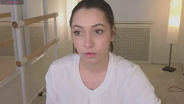 slow_flower on StripChat