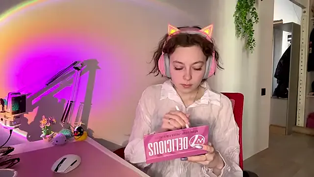 SlunkRear — Suck 2 fingers