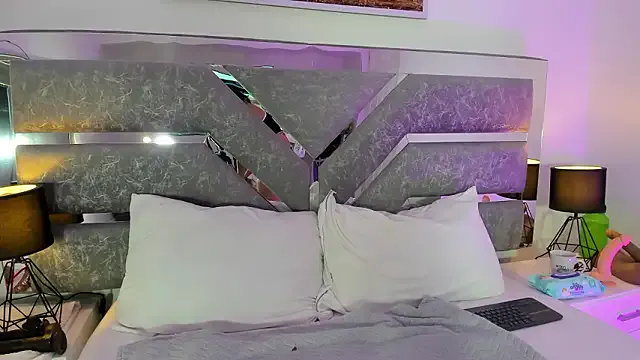 Slut_Milf_ on StripChat