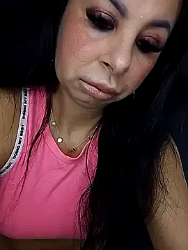 sonya_wet on StripChat