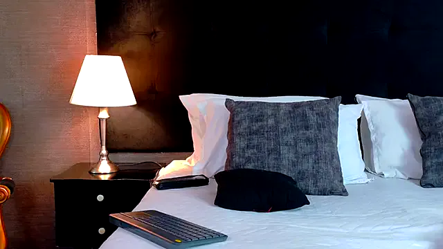 SophiaSummer on StripChat