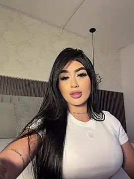 SOPHICARTERS on StripChat