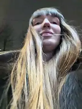 Sophie_Avory on StripChat