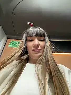 Sophie_Avory on StripChat