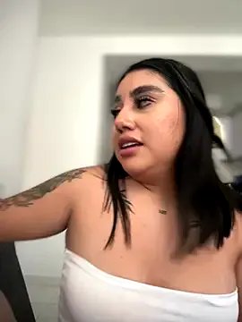 Sophie_Dreamss on StripChat