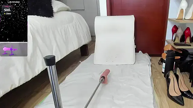 SophieBaker__ on StripChat