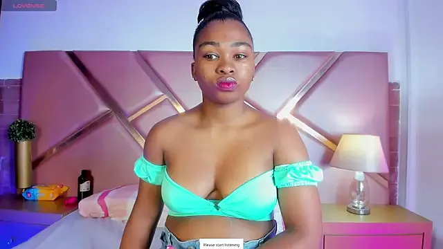 SophieSinclair on StripChat