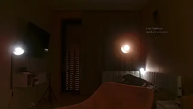 spiklencii on StripChat