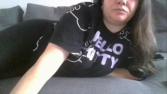 Squirtlady38 on StripChat