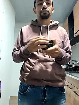 stivenlujan69 on StripChat