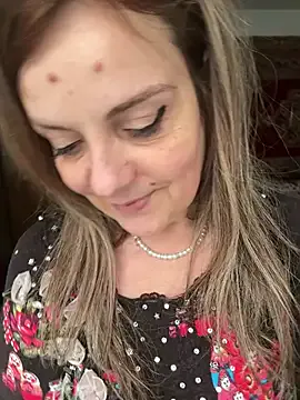 Sunbelxx on StripChat