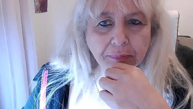 Freechat SusiLifeXXX on StripChat