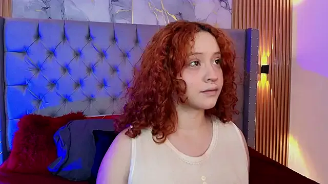 Suxan_White_ on StripChat