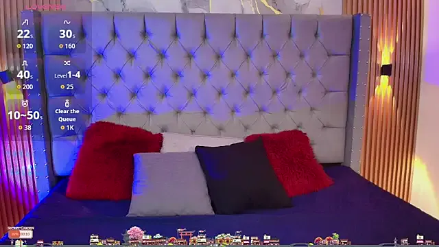 Suxan_White_ on StripChat