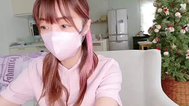 SUZU_1201 on StripChat