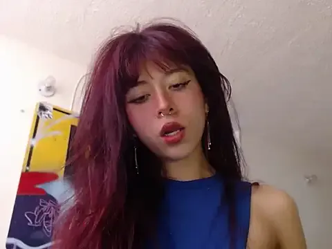 SuzzyyM on StripChat