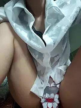 Sweet-asian on StripChat 