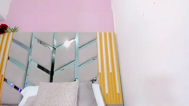 Sweet_Salome1 on StripChat