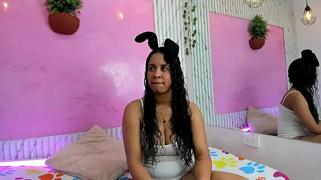 Taira_Bms on StripChat