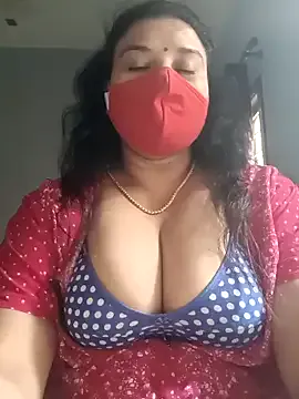 Tamil_Sivani — Boob show