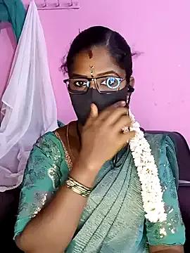 Freechat tamilammukuttyy on StripChat