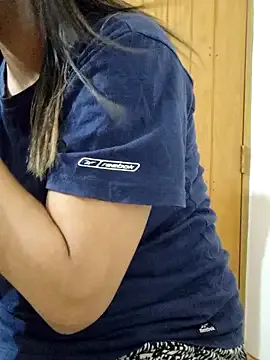 Tanha18 on StripChat