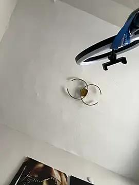 StripChat Teengirlmiaa is Freechat Teengirlmiaa — Anal ve vajina ayn anda seks