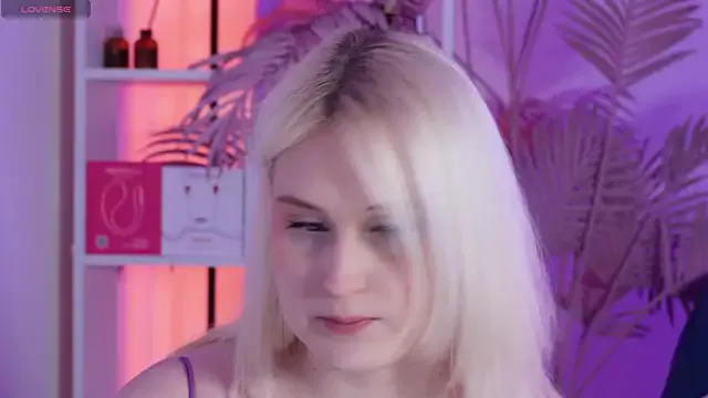 tiffannyjons on StripChat