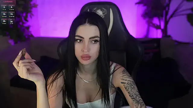 Tina_Breeze — slap  ass