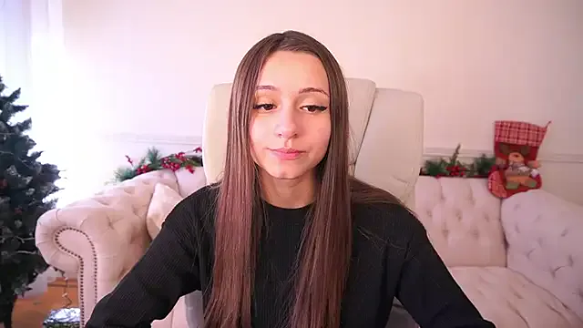 TinyNatalie on StripChat