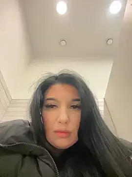 Tisha_Busty — remove sweet panties & put in mouth