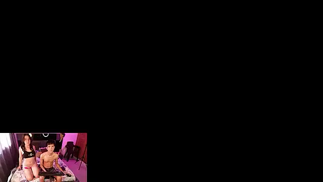 TrampTalesOfLove — START THE SHOW WITH PASSIONATE KISSES