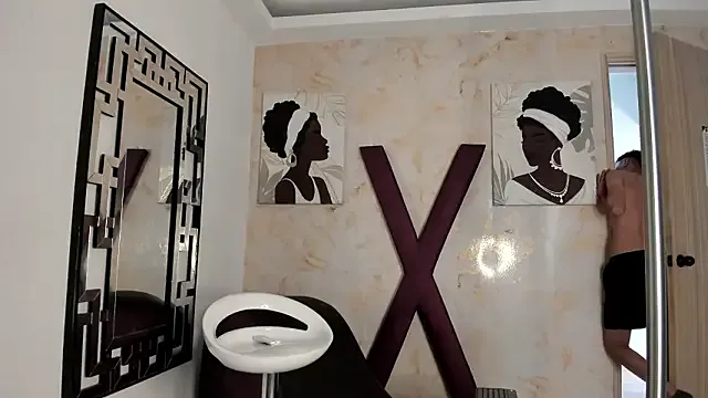 TWINKS_FRIENDS on StripChat