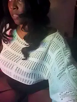 VenezuelaLuxeNoir on StripChat