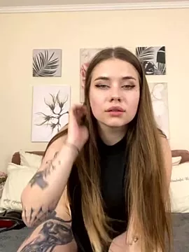 Vikki_toriya on StripChat