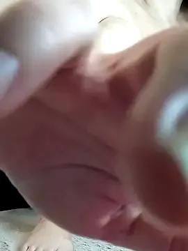 Viola_sweet_honey on StripChat