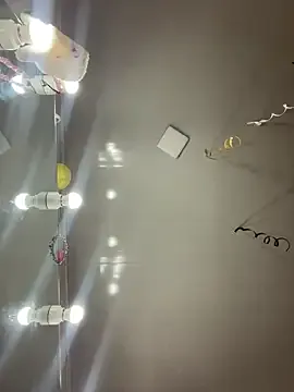 Violeet-Smith on StripChat