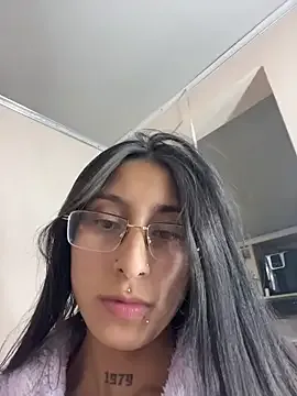 Violeet-Smith on StripChat