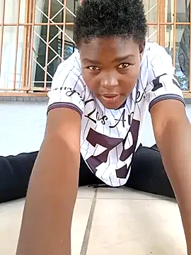 VirginPrincess06 on StripChat