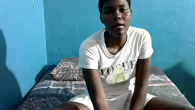 VirginPrincess06 on StripChat