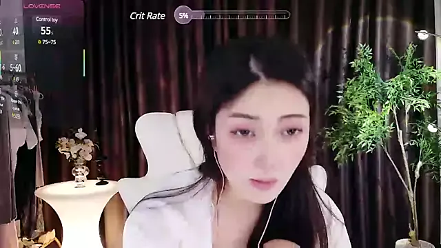 yangyang-777 on StripChat