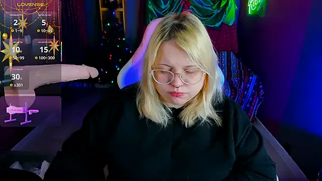 Yoki_Shizuko on StripChat