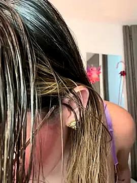 Freechat Your_Honeey on StripChat