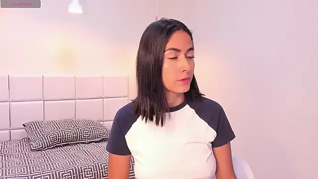 your_khloe on StripChat